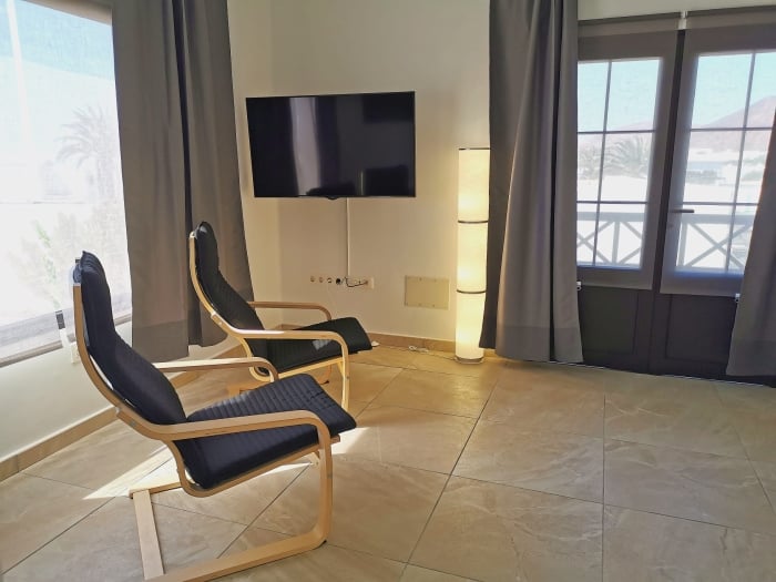 Apartamento estudio una habitación con balcón.